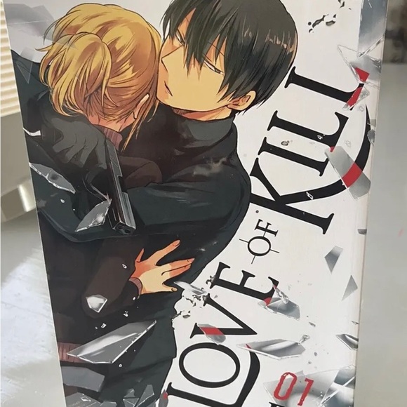 Love of Kill Volume 1 ENGLISH PAPERBACK In Very Good Condition - Picture 1 of 4